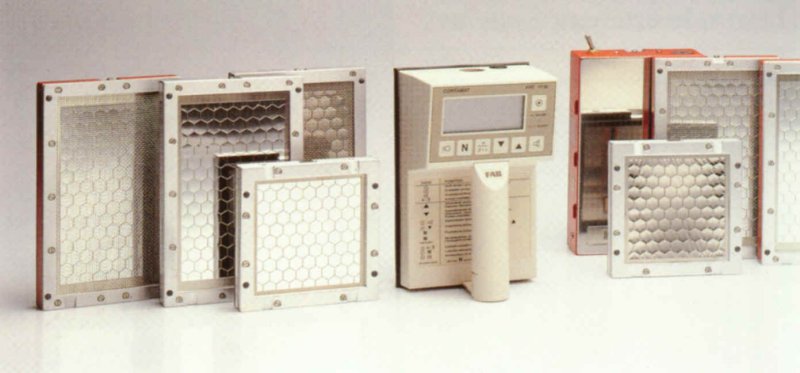 FHT 111 M mit den erh�ltlichen Z�hlrohre